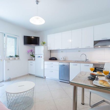 Apartman Lu Lejlighed Mokošica Eksteriør billede