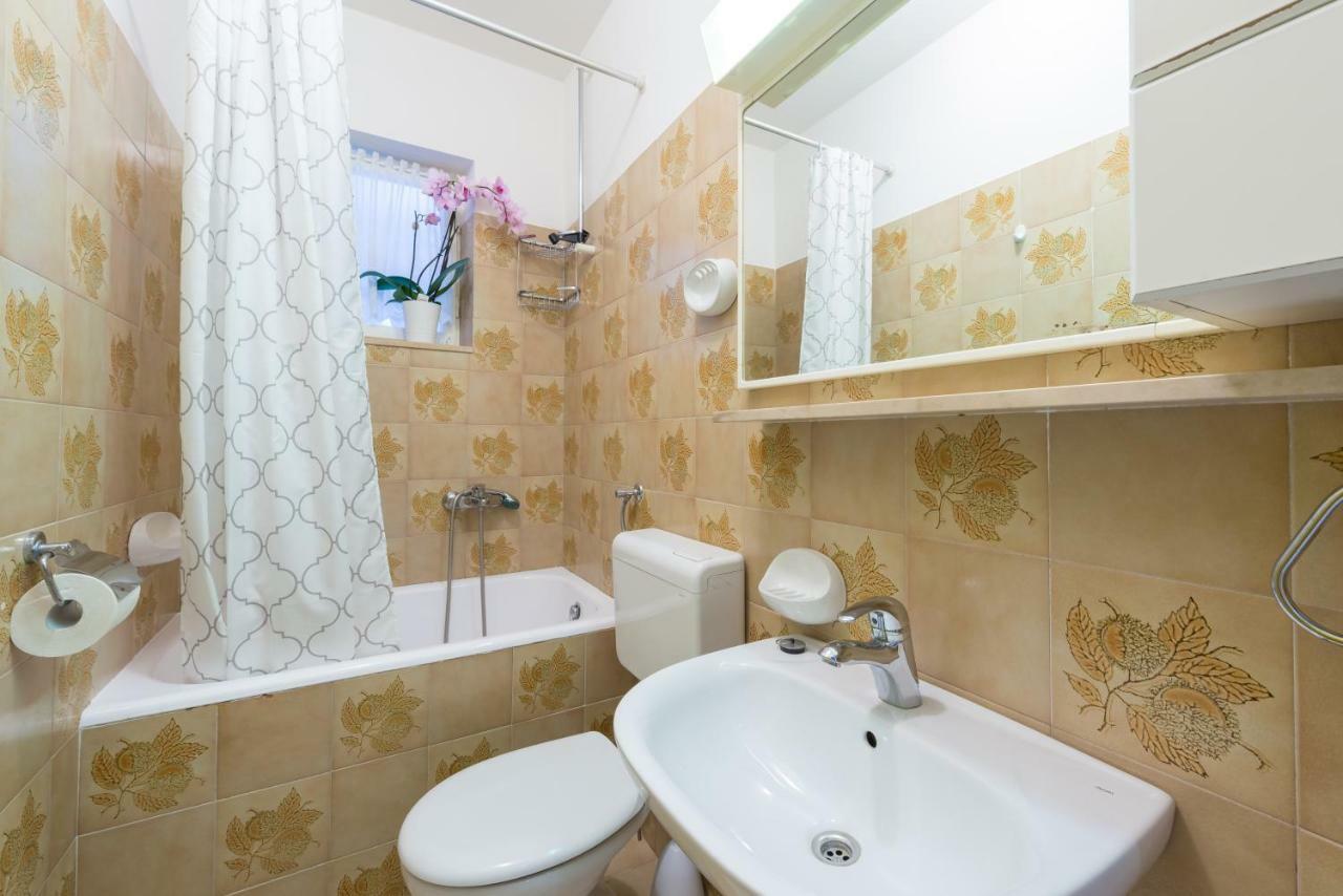 Apartman Lu Lejlighed Mokošica Eksteriør billede